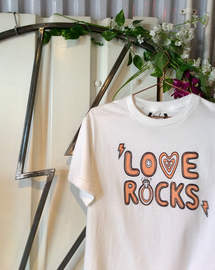Love Rocks tee